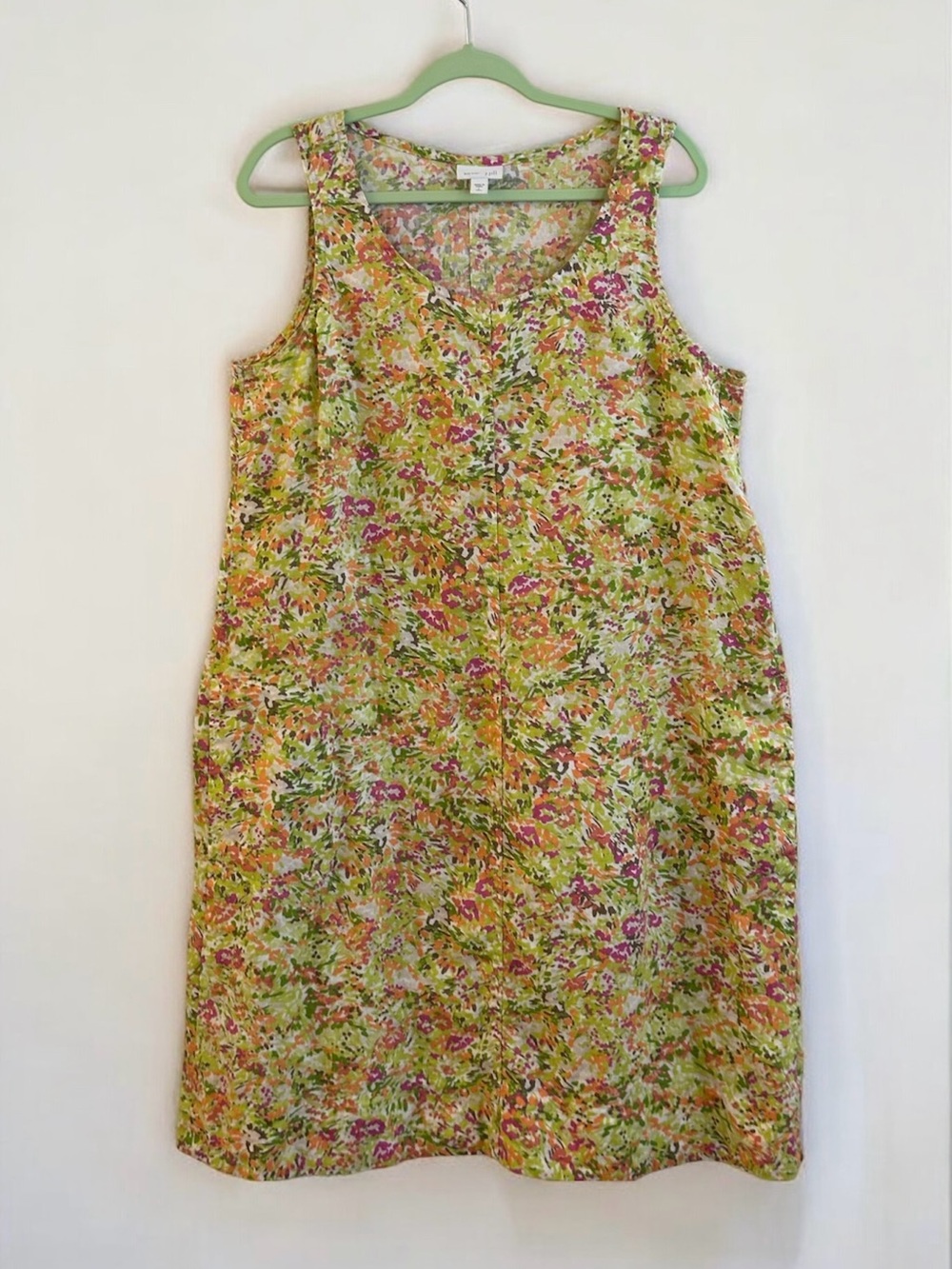 J. Jill Floral Print Sleeveless Dress in Green and Pink